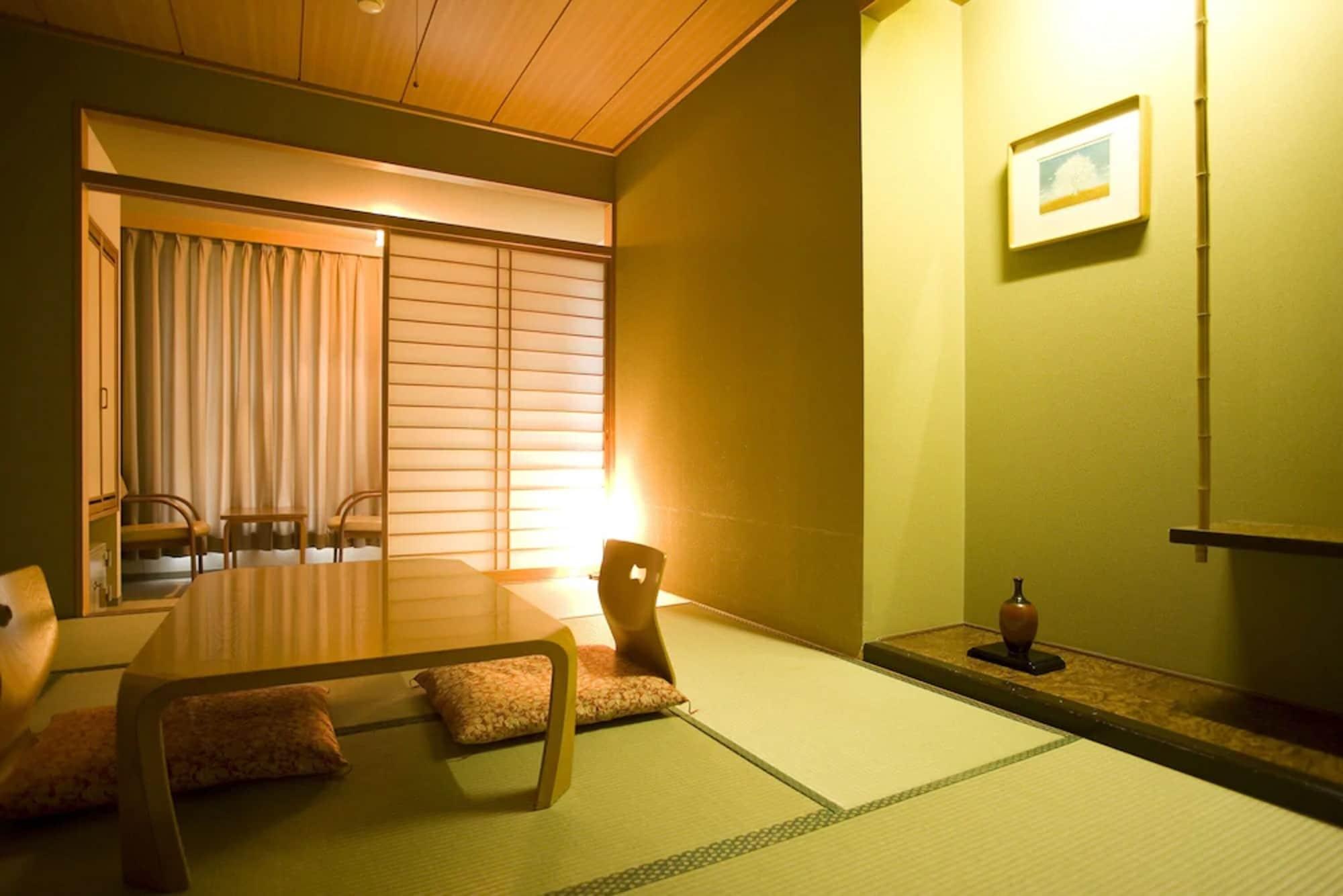 Hirafutei Hotel